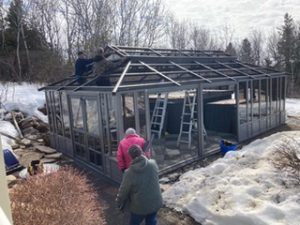 10. Install the upper roof frame.